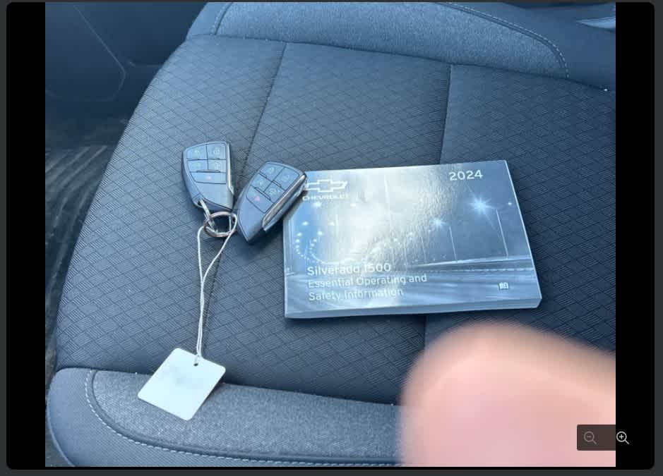 2024 Chevrolet Silverado 1500 4WD Crew Cab Short Bed LT with 2FL