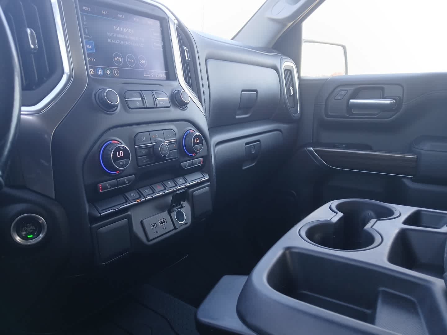 2022 Chevrolet Silverado 1500 LTD 2WD Crew Cab Short Bed LT