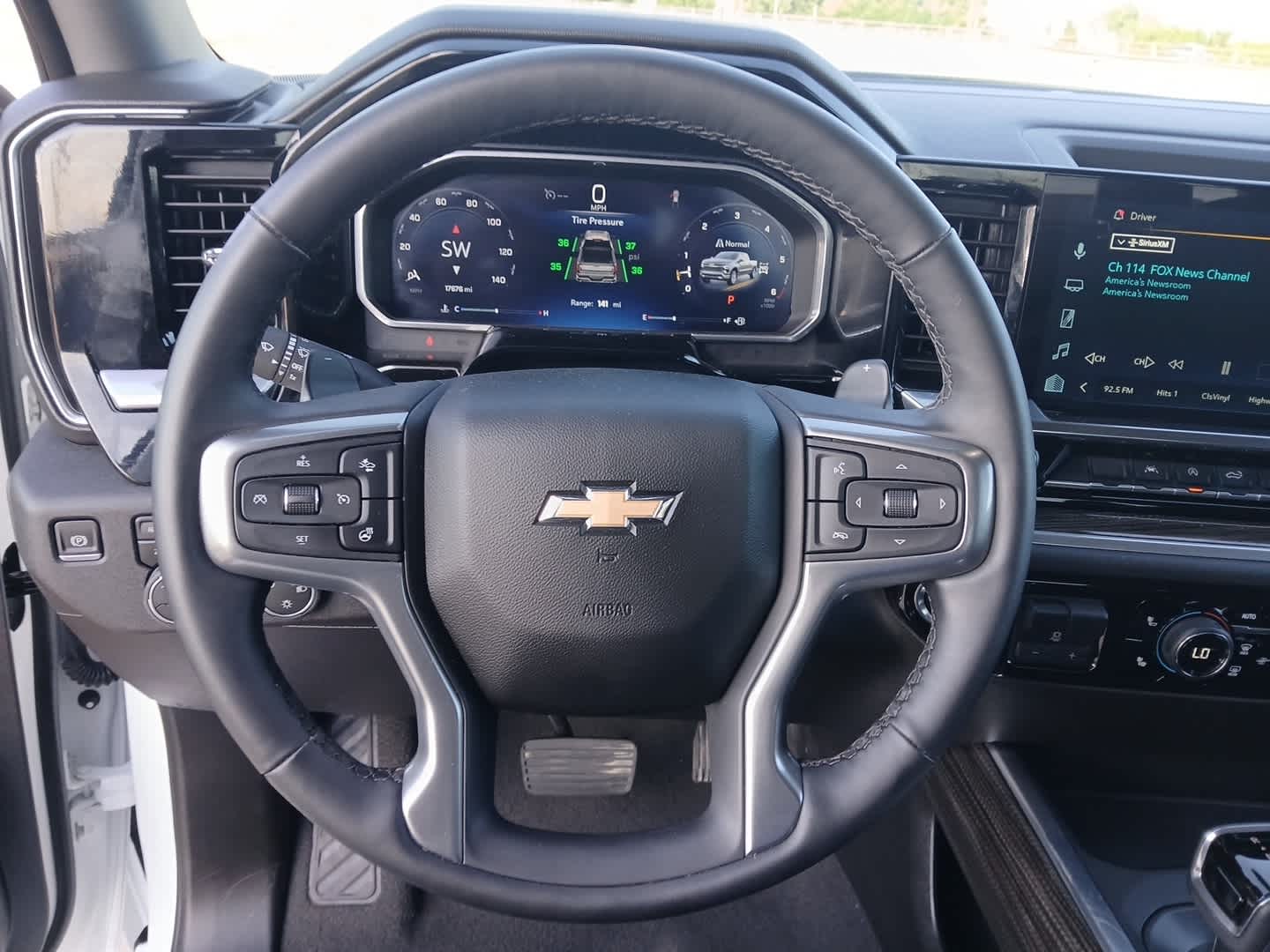2026 Chevrolet Silverado 1500 4WD Crew Cab Standard Bed LT