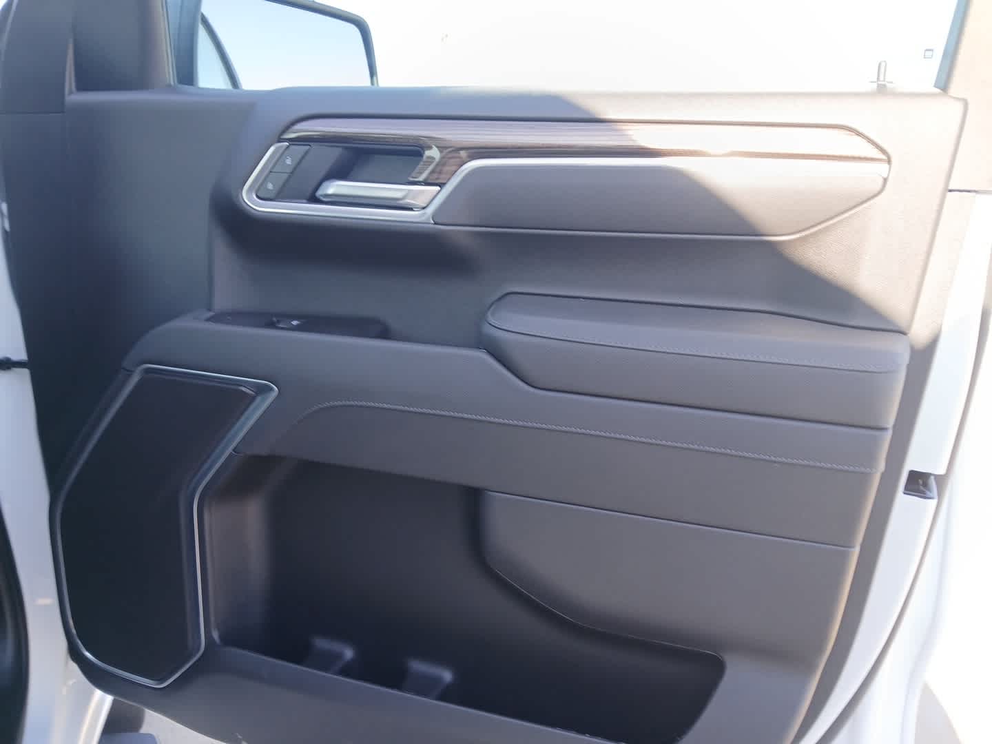 2026 Chevrolet Silverado 1500 4WD Crew Cab Standard Bed LT