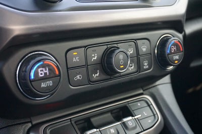 2022 GMC Acadia AWD AT4