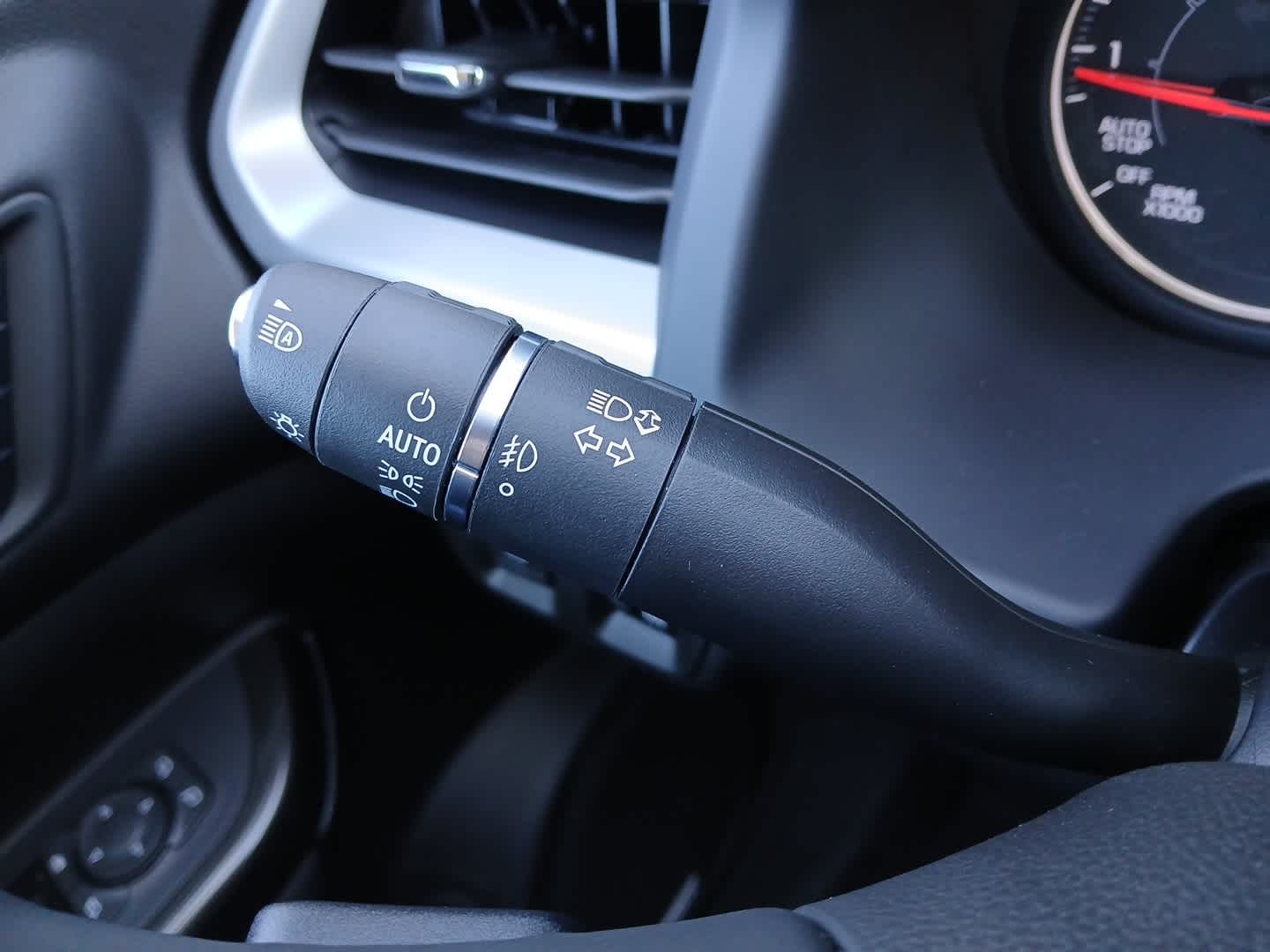 2023 GMC Acadia FWD SLT