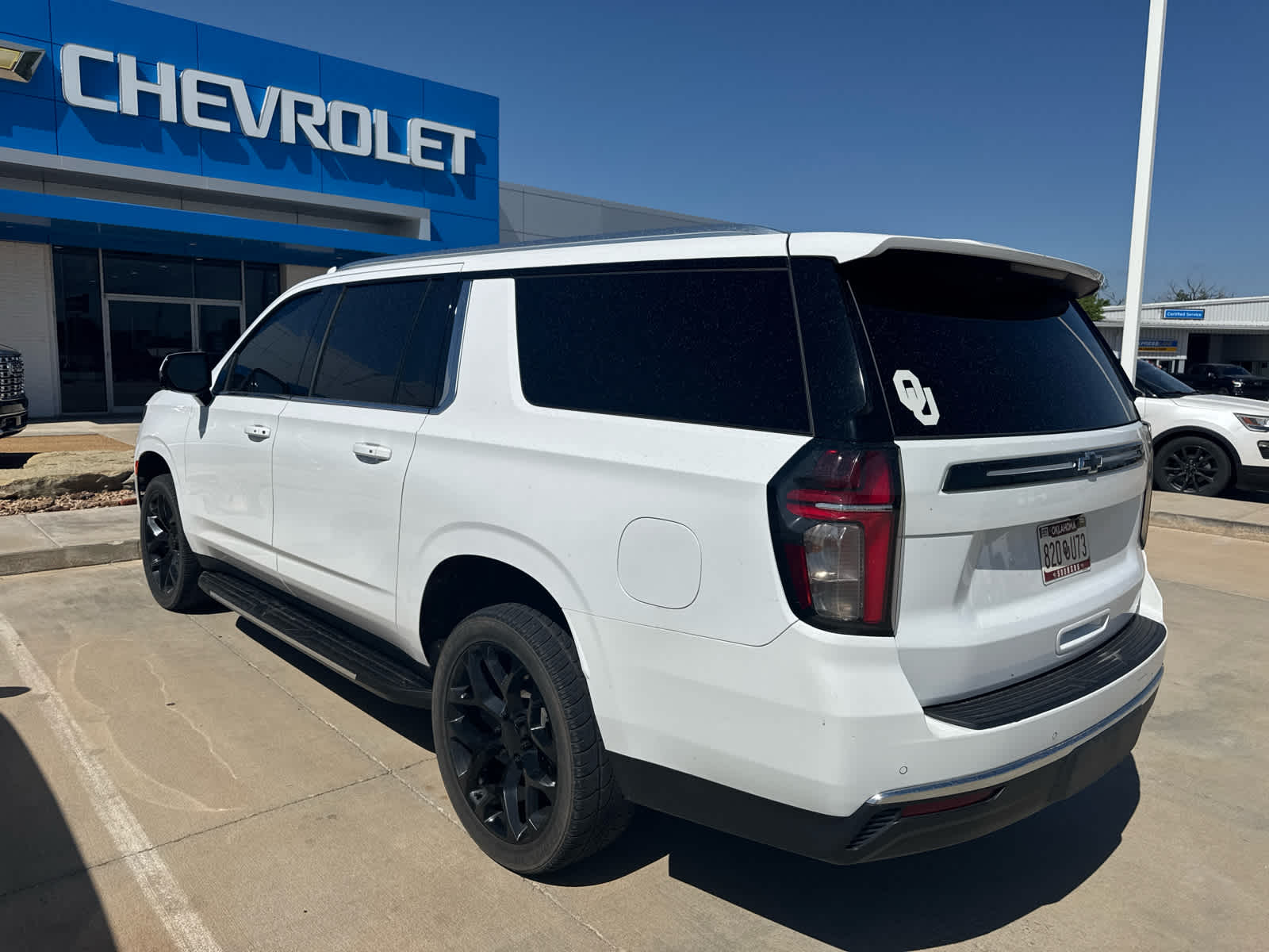 2022 Chevrolet Suburban 2WD LT