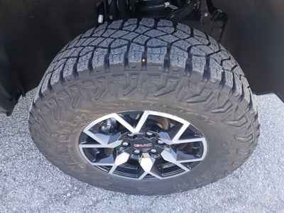 2023 GMC Canyon 4WD Crew Cab Short Box AT4X