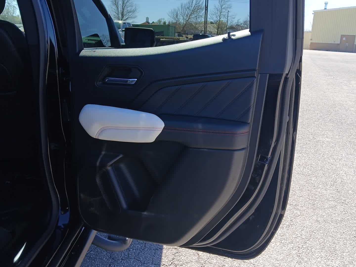 2023 GMC Canyon 4WD Crew Cab Short Box AT4X