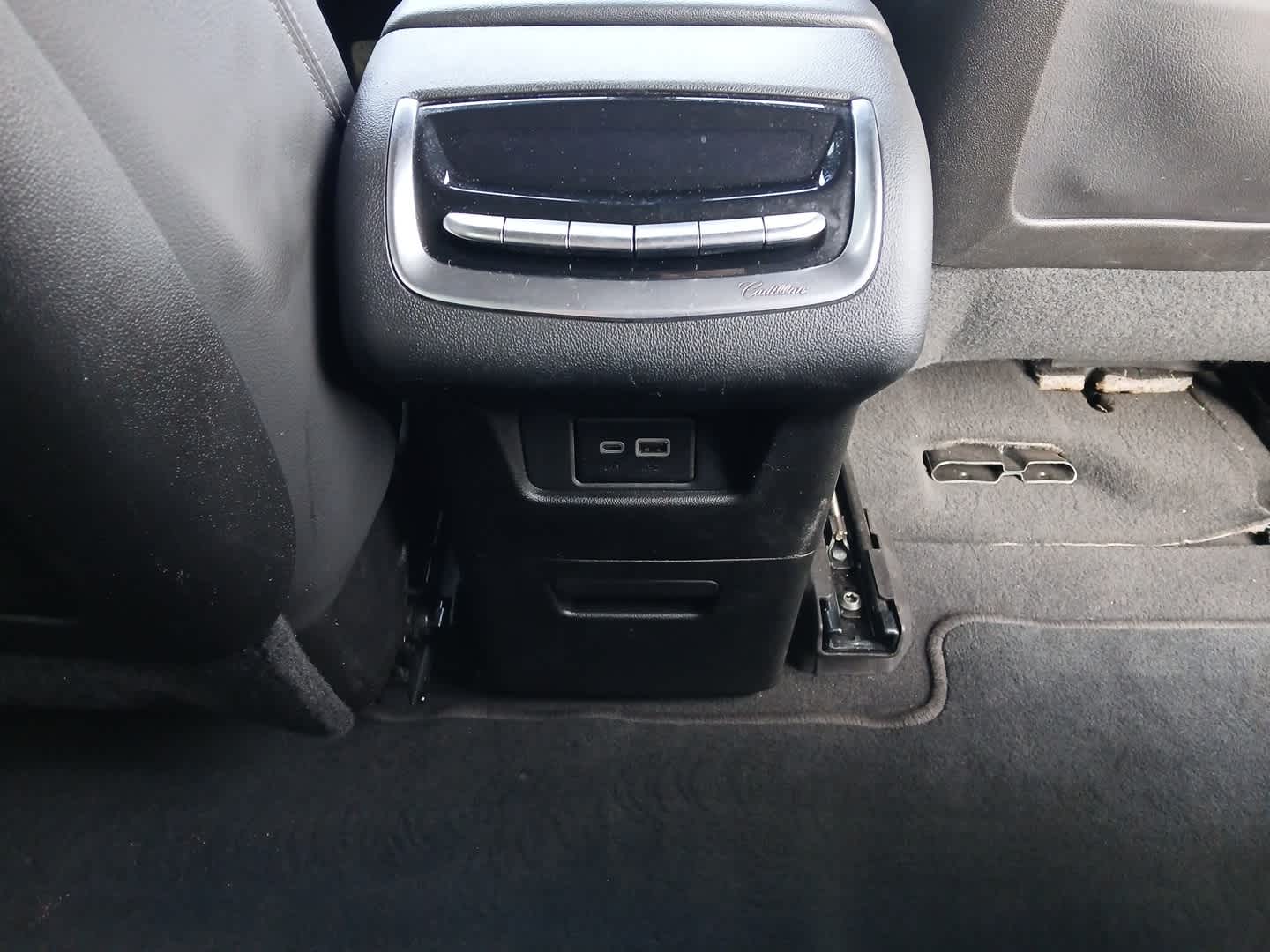 2025 Cadillac XT6 FWD Luxury