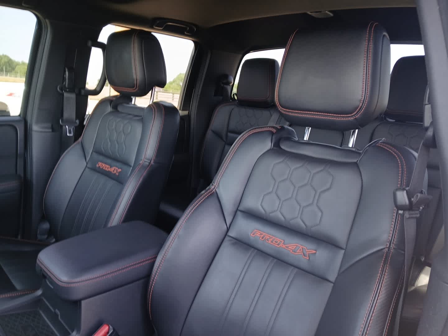 2023 Nissan Frontier Crew Cab PRO-4X 4x4