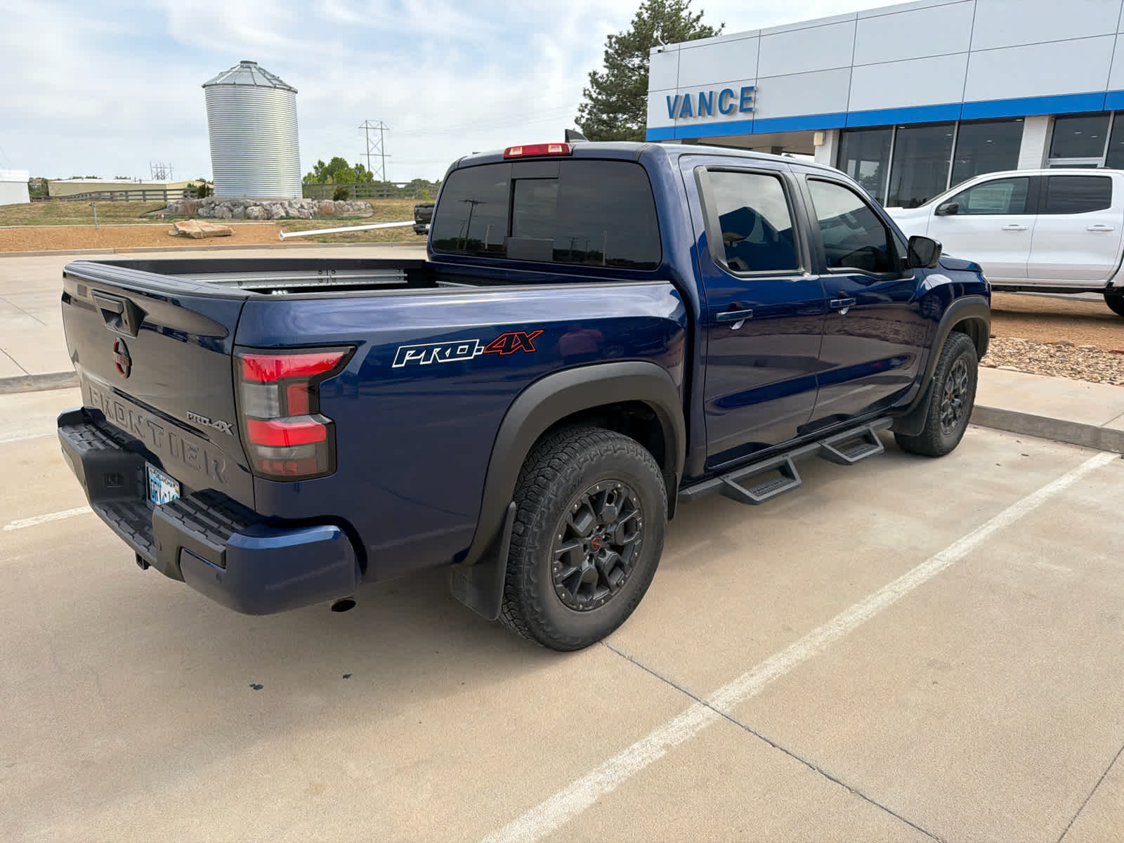 2023 Nissan Frontier Crew Cab PRO-4X 4x4