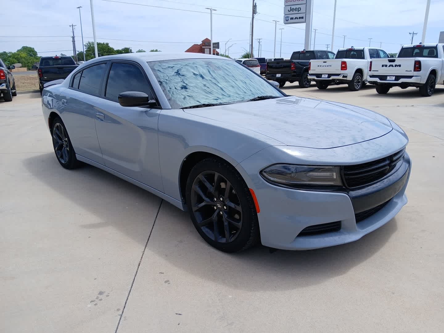 2020 Dodge Charger SXT RWD