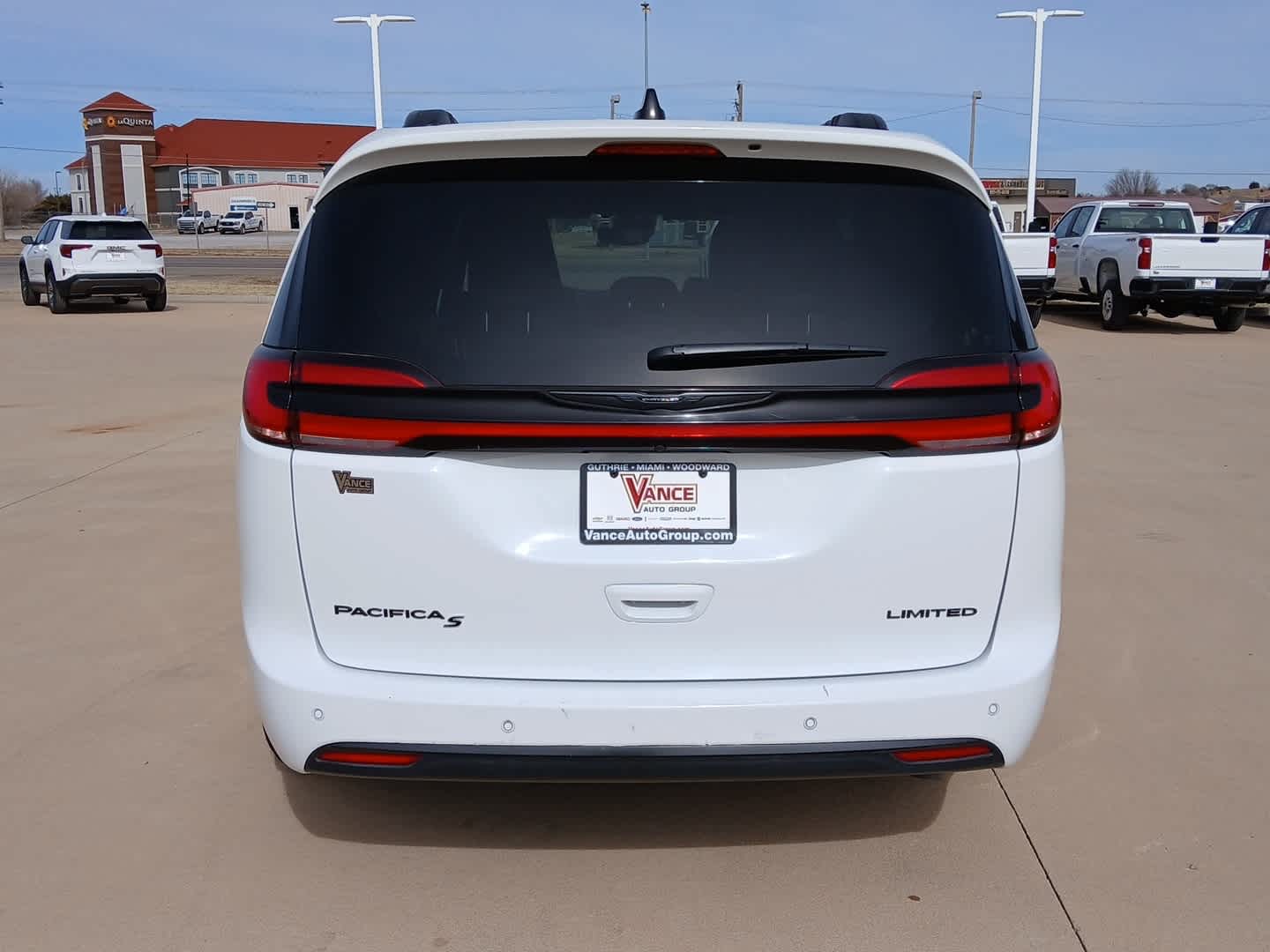 2025 Chrysler Pacifica Limited