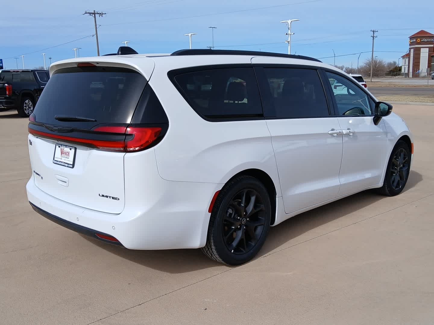 2025 Chrysler Pacifica Limited