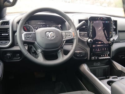 2025 RAM 3500 Big Horn Crew Cab 4x4 8' Box