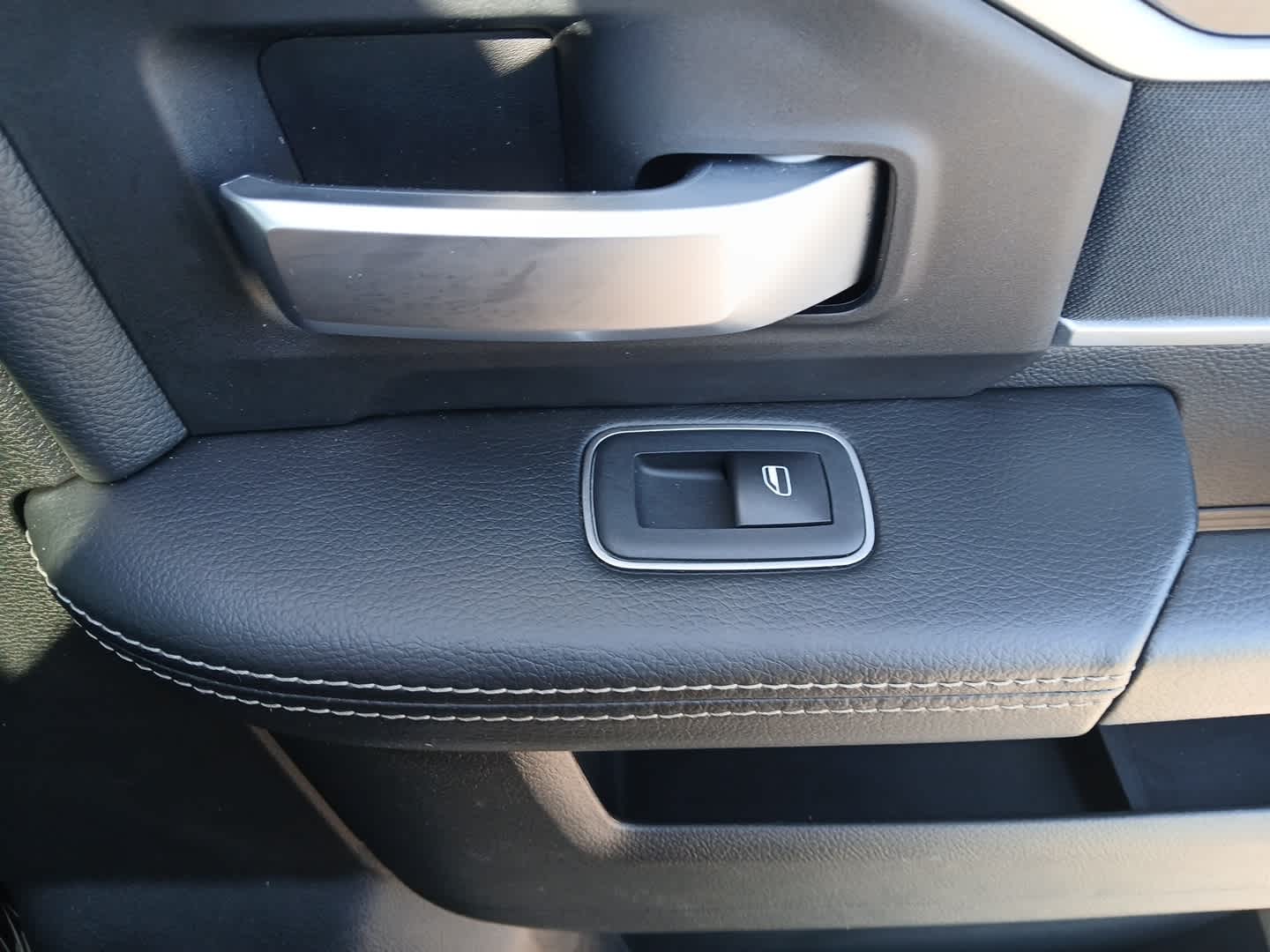 2024 RAM Ram 2500 Big Horn Crew Cab 4x4 6'4' Box