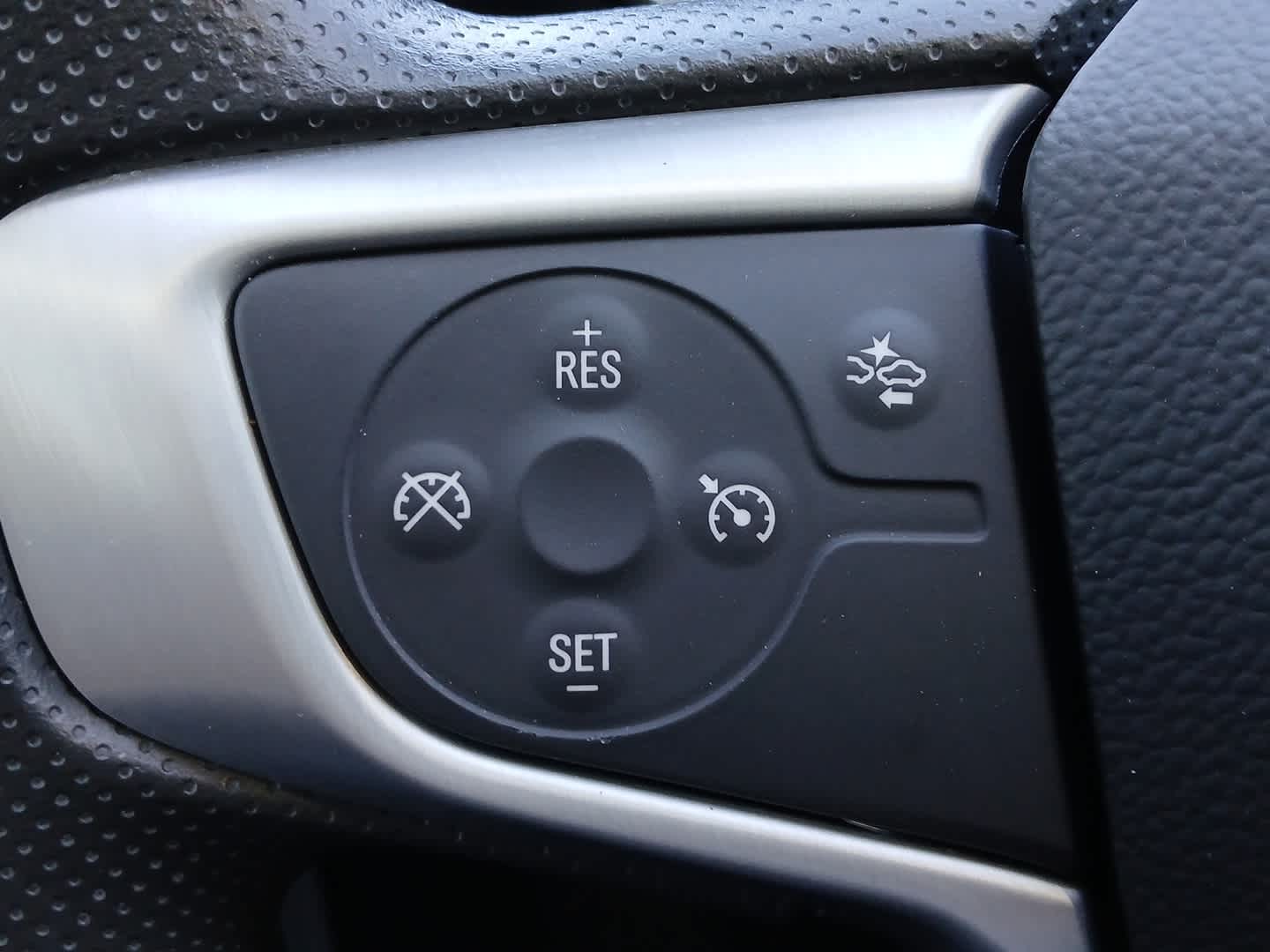 2024 GMC Terrain FWD SLE