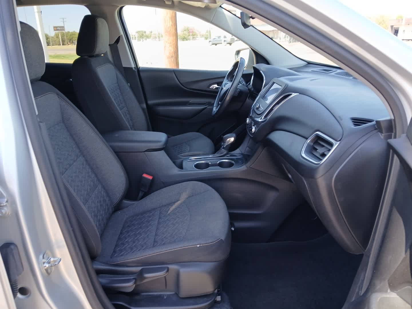 2022 Chevrolet Equinox FWD LT