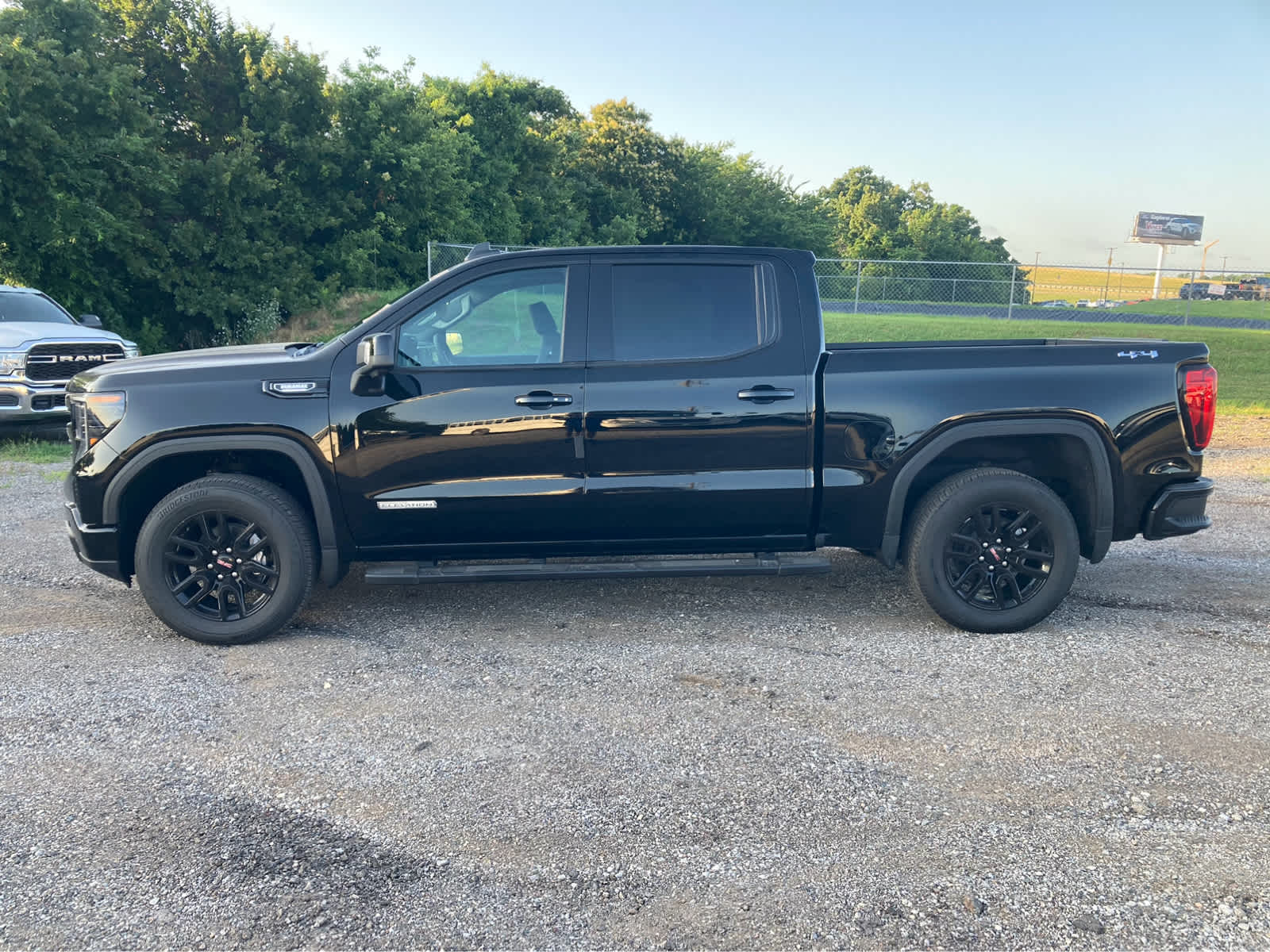 2026 GMC Sierra 1500 Crew Cab, Short Bed, Elevation, 4WD