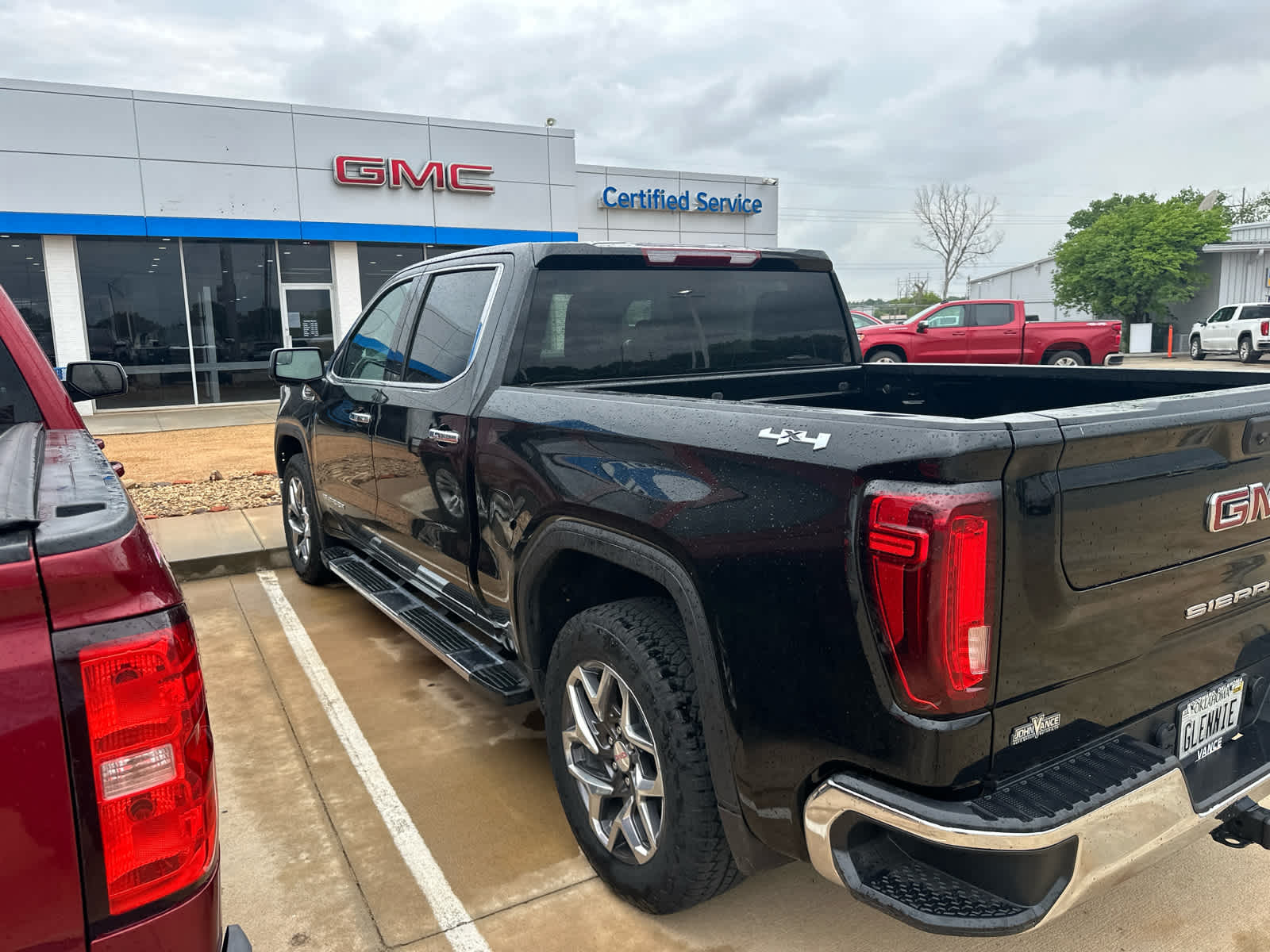2024 GMC Sierra 1500 4WD Crew Cab Short Box SLT