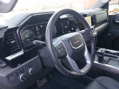 2022 GMC Sierra 1500 4WD Crew Cab Short Box SLT