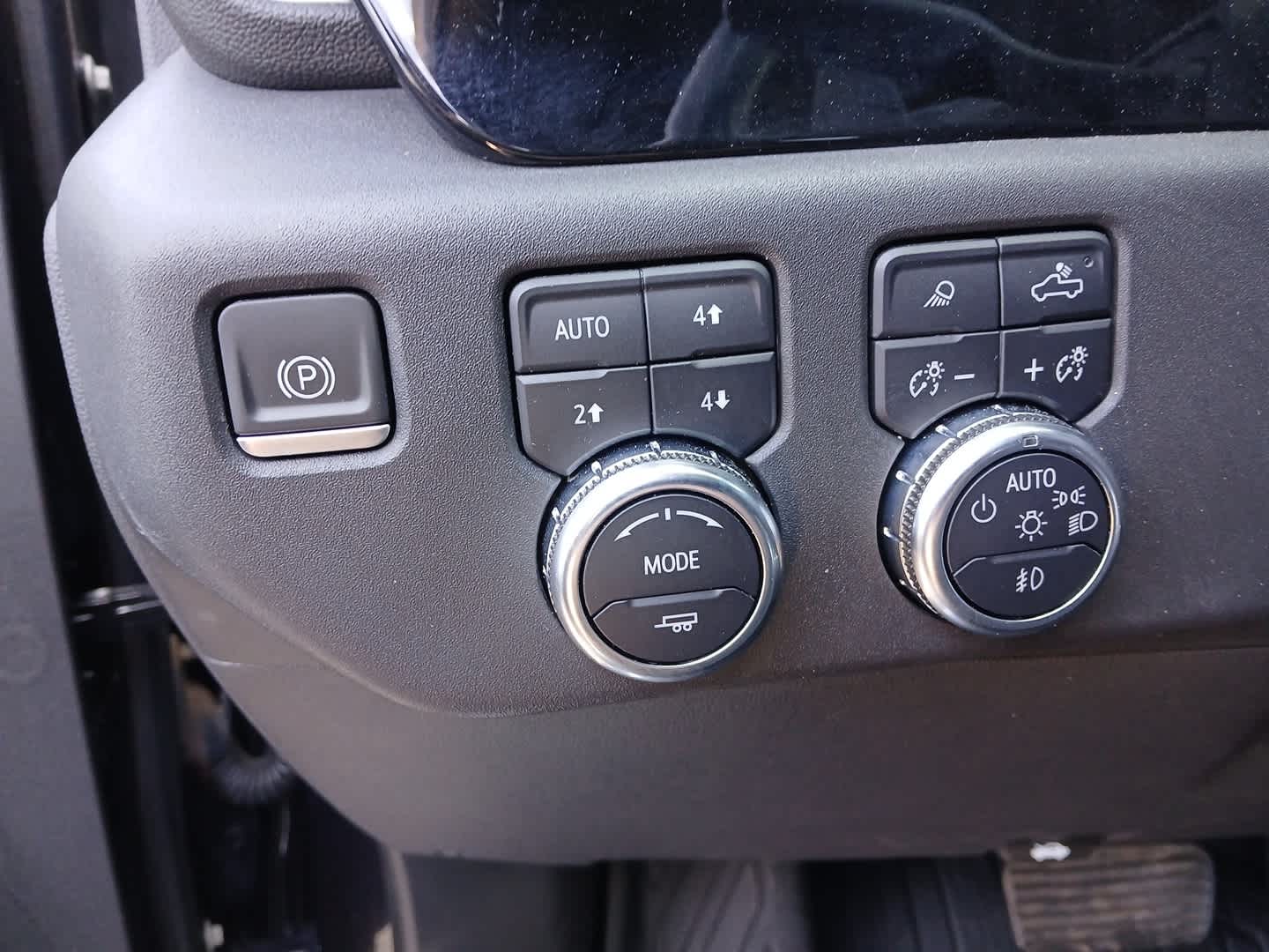 2022 GMC Sierra 1500 4WD Crew Cab Short Box SLT