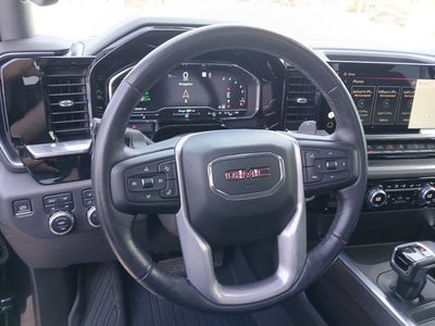 2022 GMC Sierra 1500 4WD Crew Cab Short Box SLT
