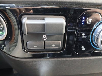 2022 GMC Sierra 1500 4WD Crew Cab Short Box SLT