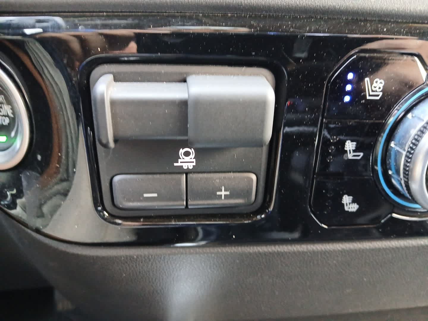 2022 GMC Sierra 1500 4WD Crew Cab Short Box SLT