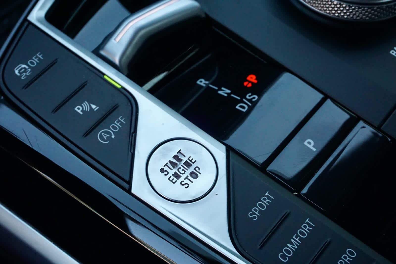 2024 BMW 330i 330i