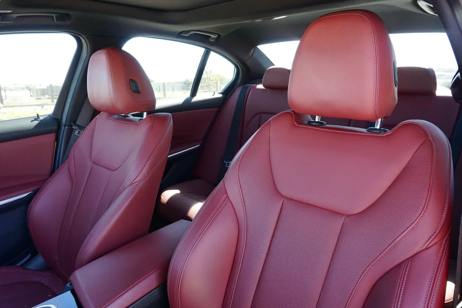 2024 BMW 330i 330i