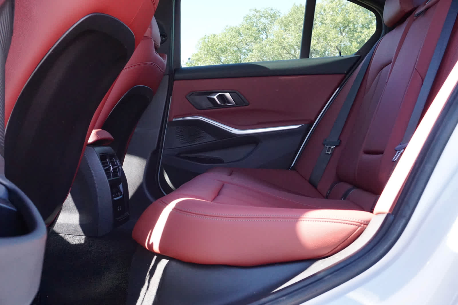 2024 BMW 330i 330i