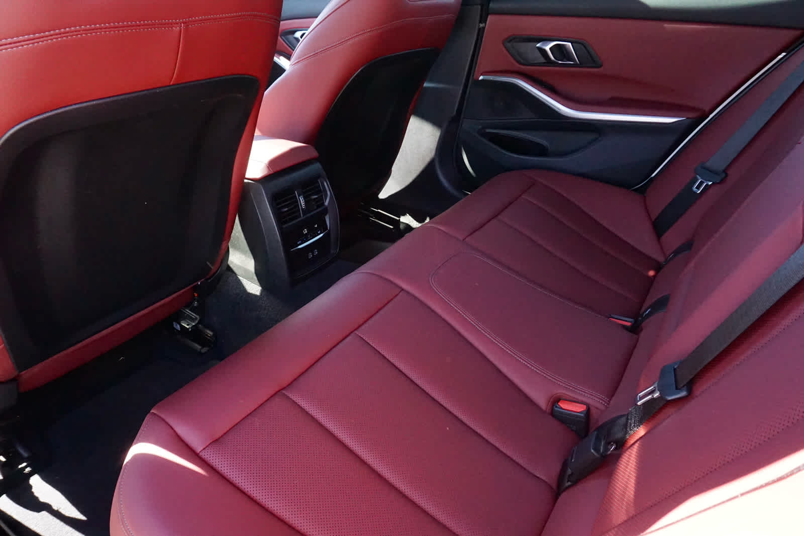 2024 BMW 330i 330i