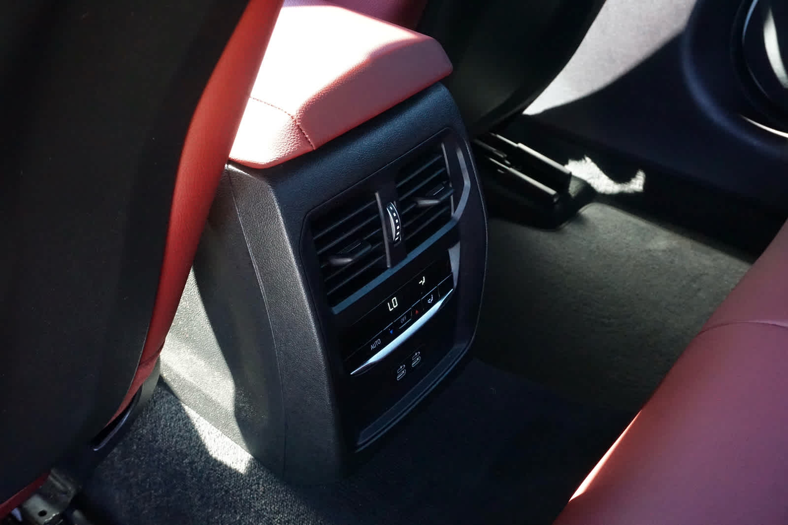 2024 BMW 330i 330i