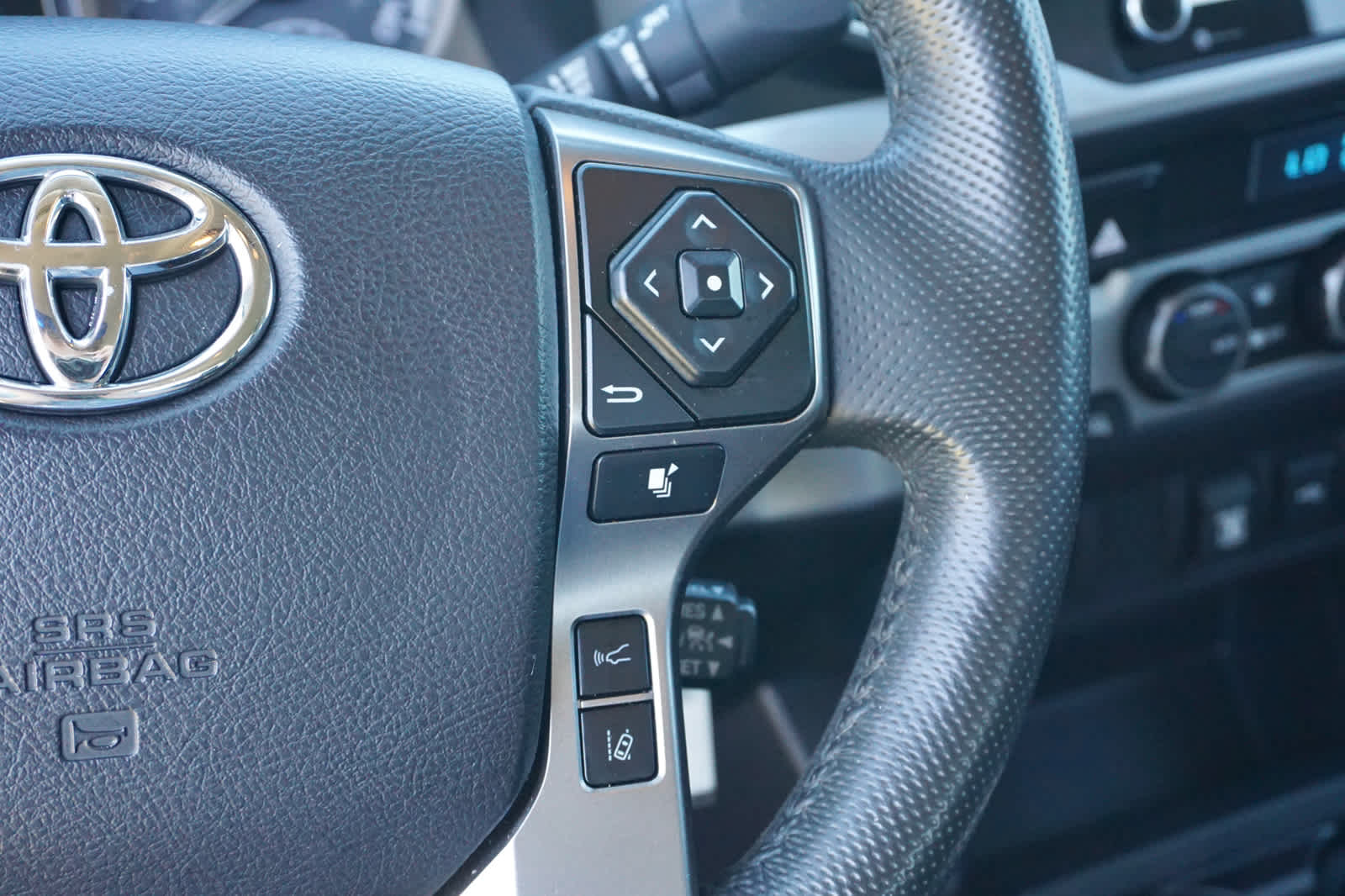 2021 Toyota Tacoma 2WD SR5