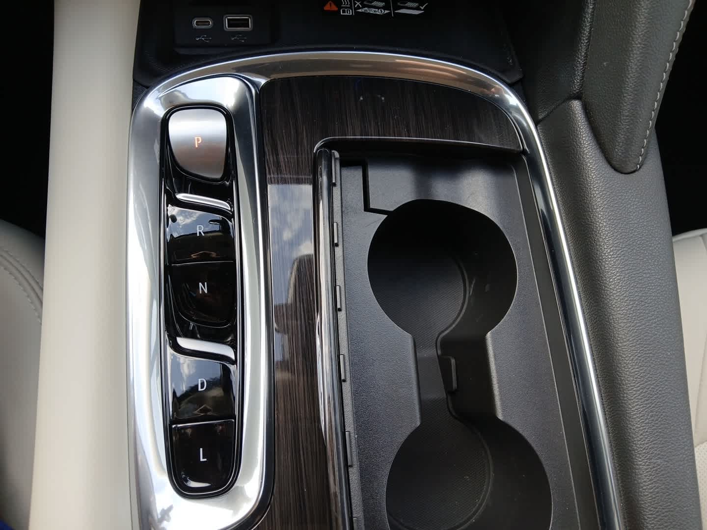 2023 Buick Enclave Essence FWD