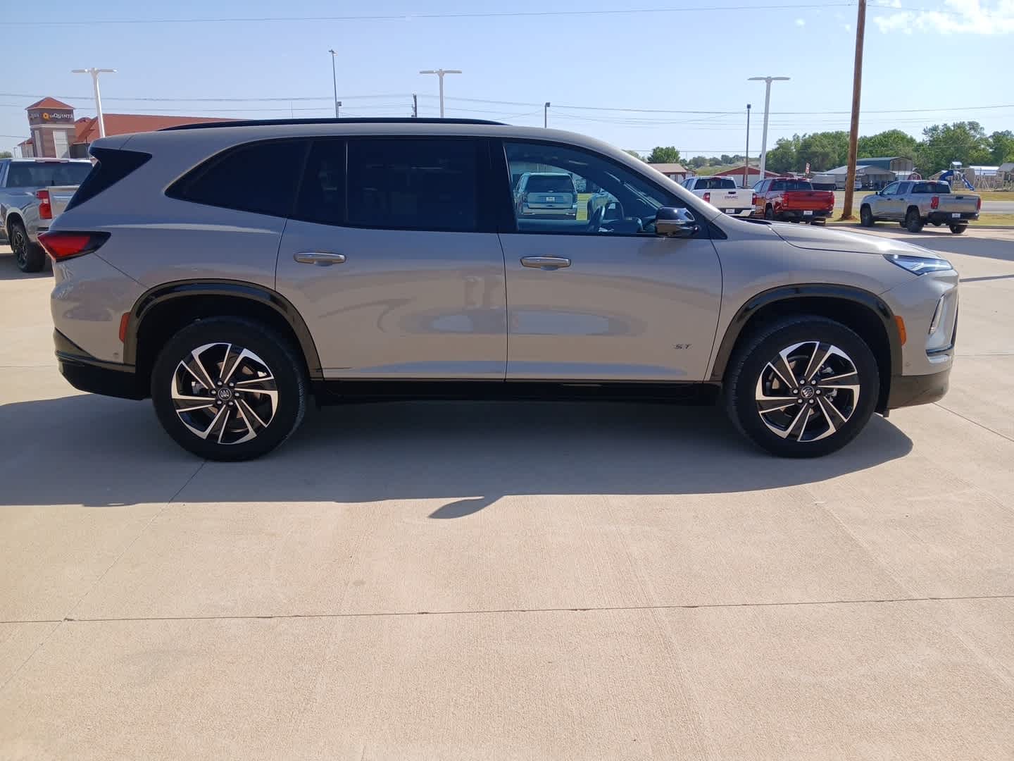 2026 Buick Enclave Sport Touring FWD