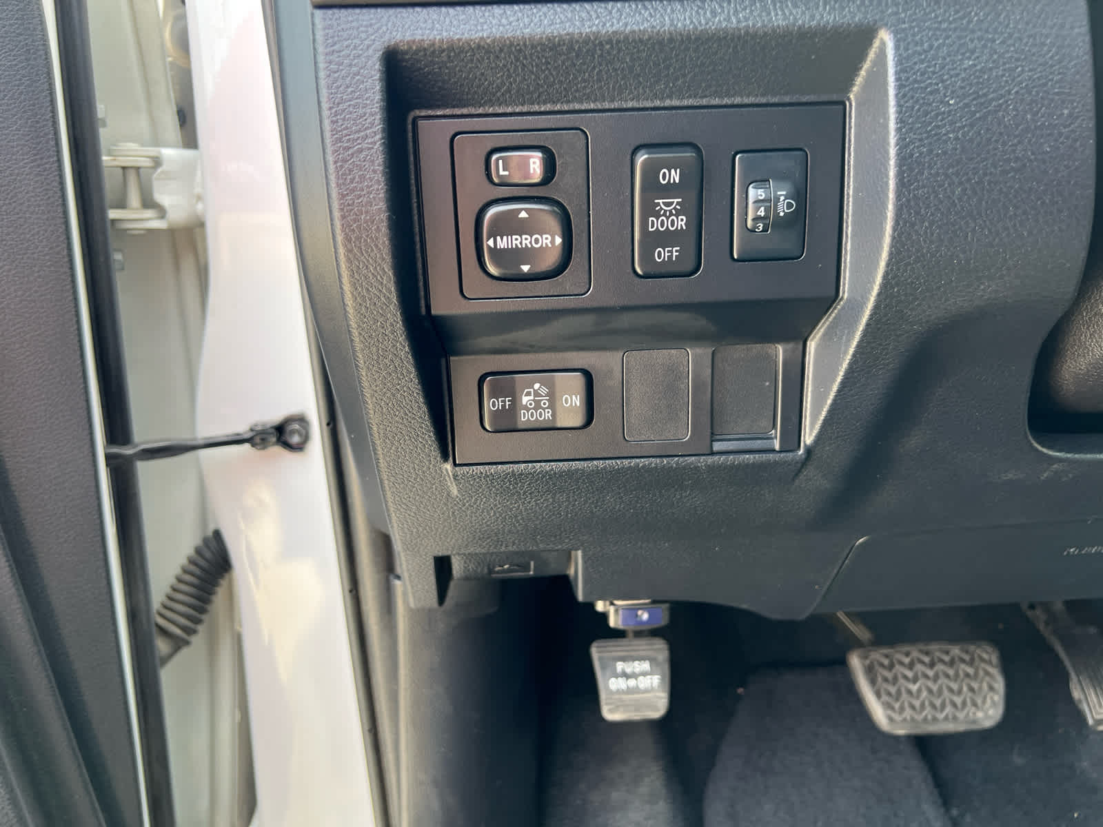 2016 Toyota Tundra SR5 4.6L V8