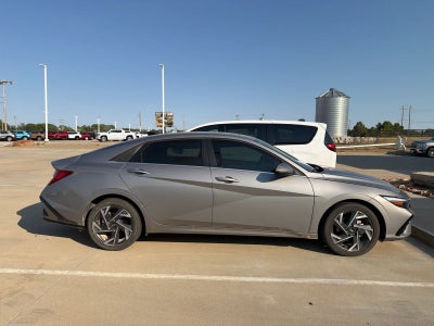 2025 Hyundai Elantra Limited