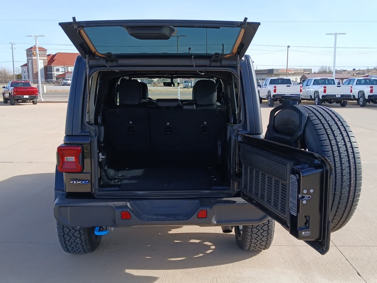 2023 Jeep Wrangler Sahara