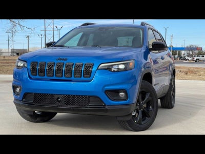 2023 Jeep Cherokee Altitude Lux
