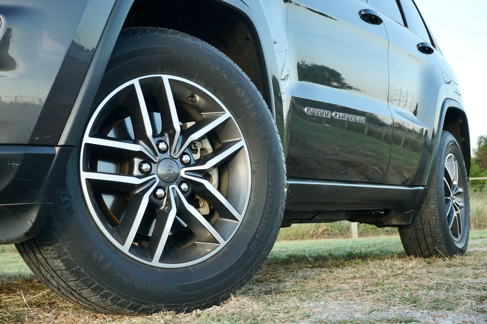 2019 Jeep Grand Cherokee Laredo E