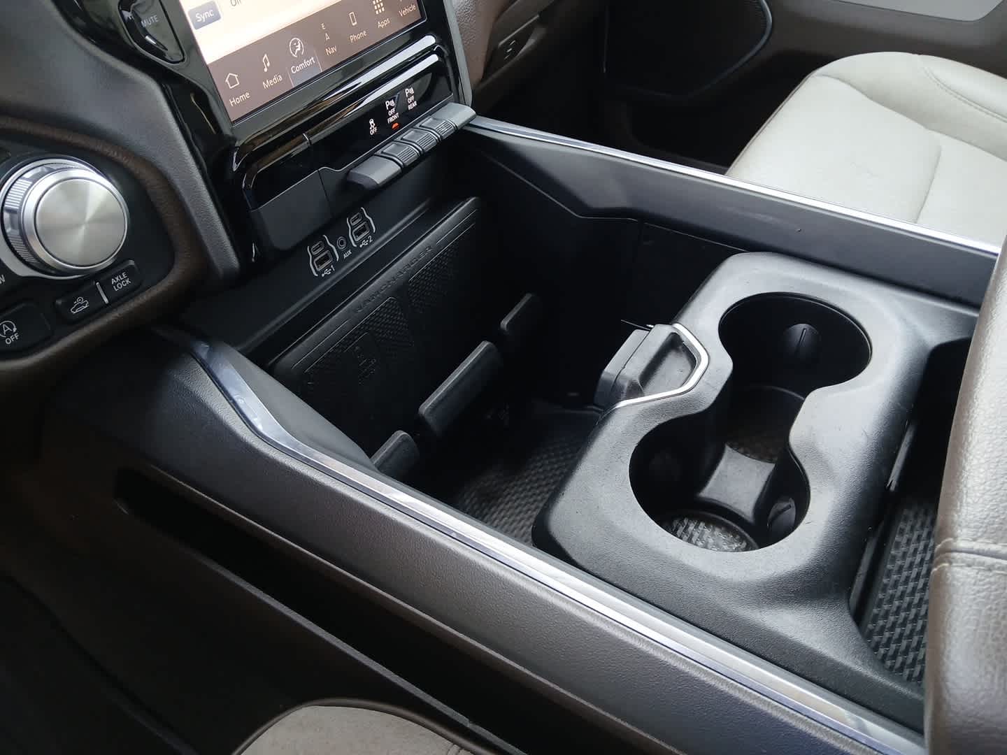 2025 RAM Ram 1500 Laramie