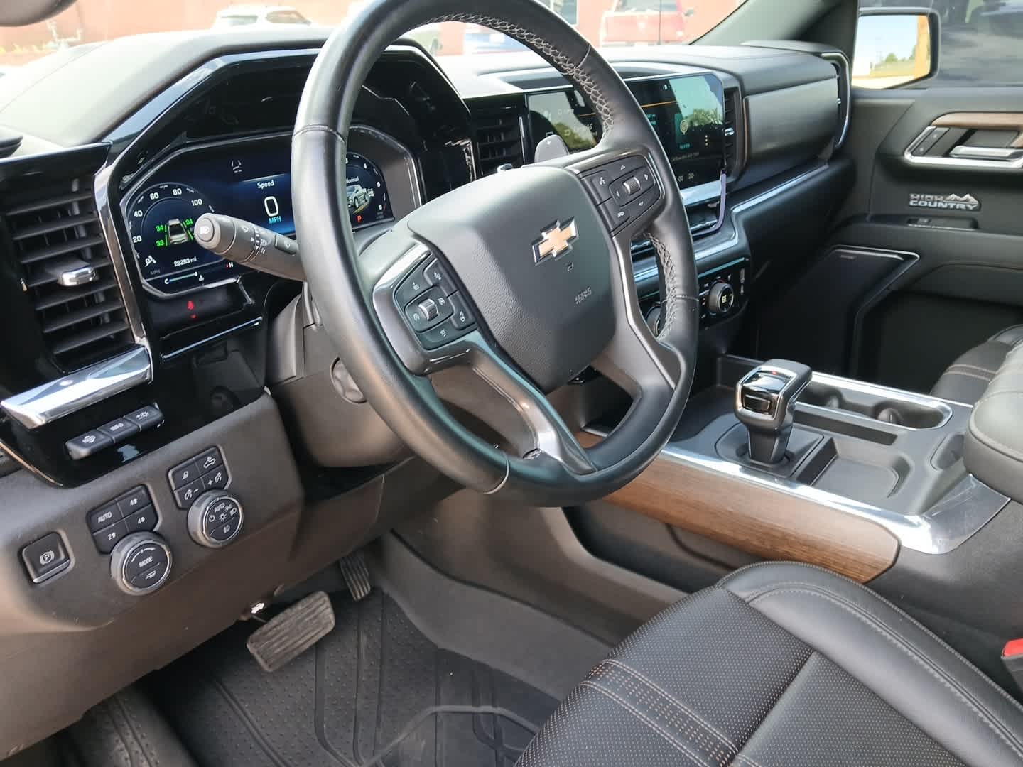 2023 Chevrolet Silverado 1500 High Country