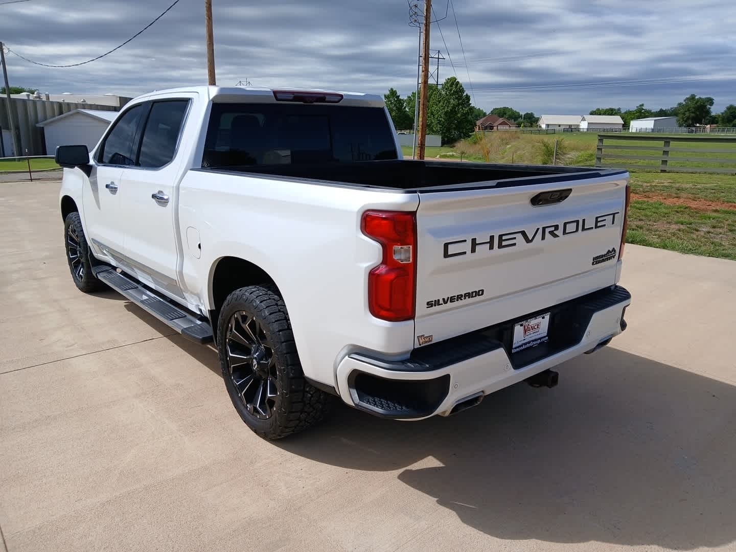 2023 Chevrolet Silverado 1500 High Country