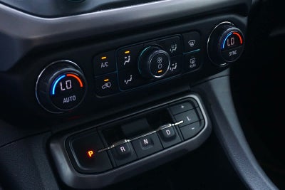 2022 GMC Acadia AT4