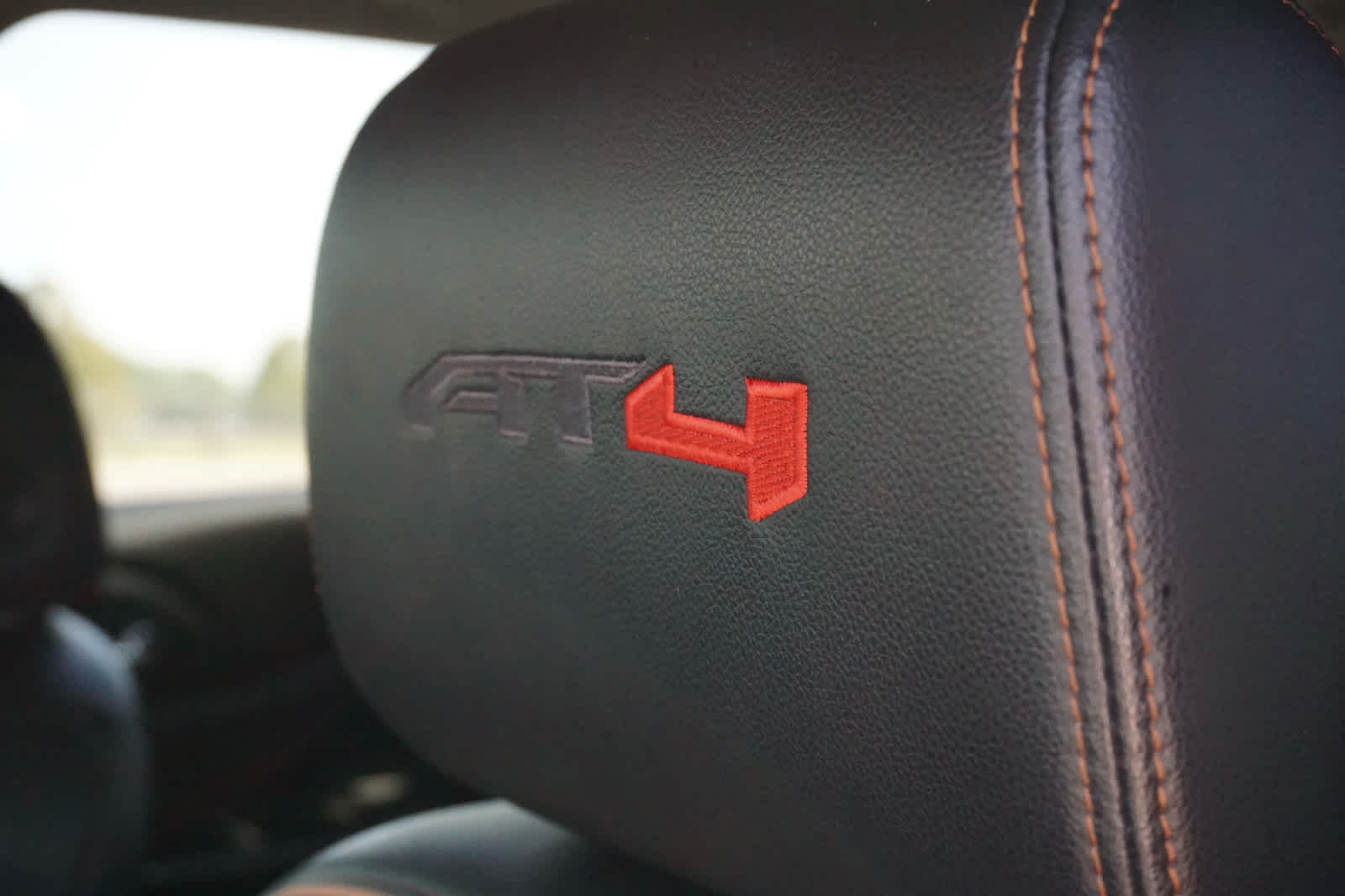 2022 GMC Acadia AT4