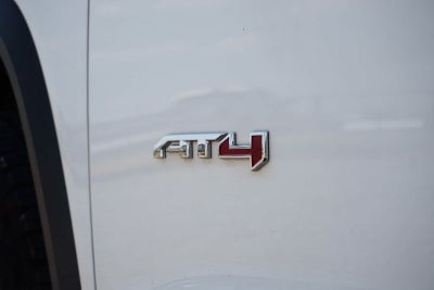 2022 GMC Acadia AT4