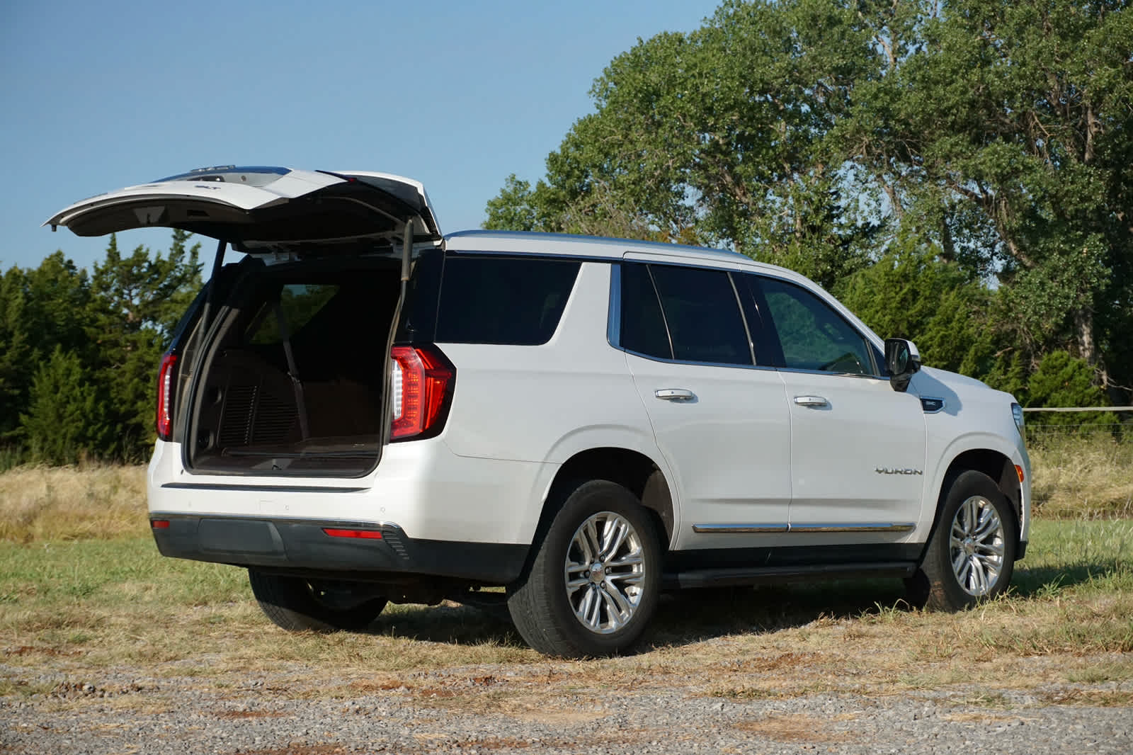 2021 GMC Yukon SLT