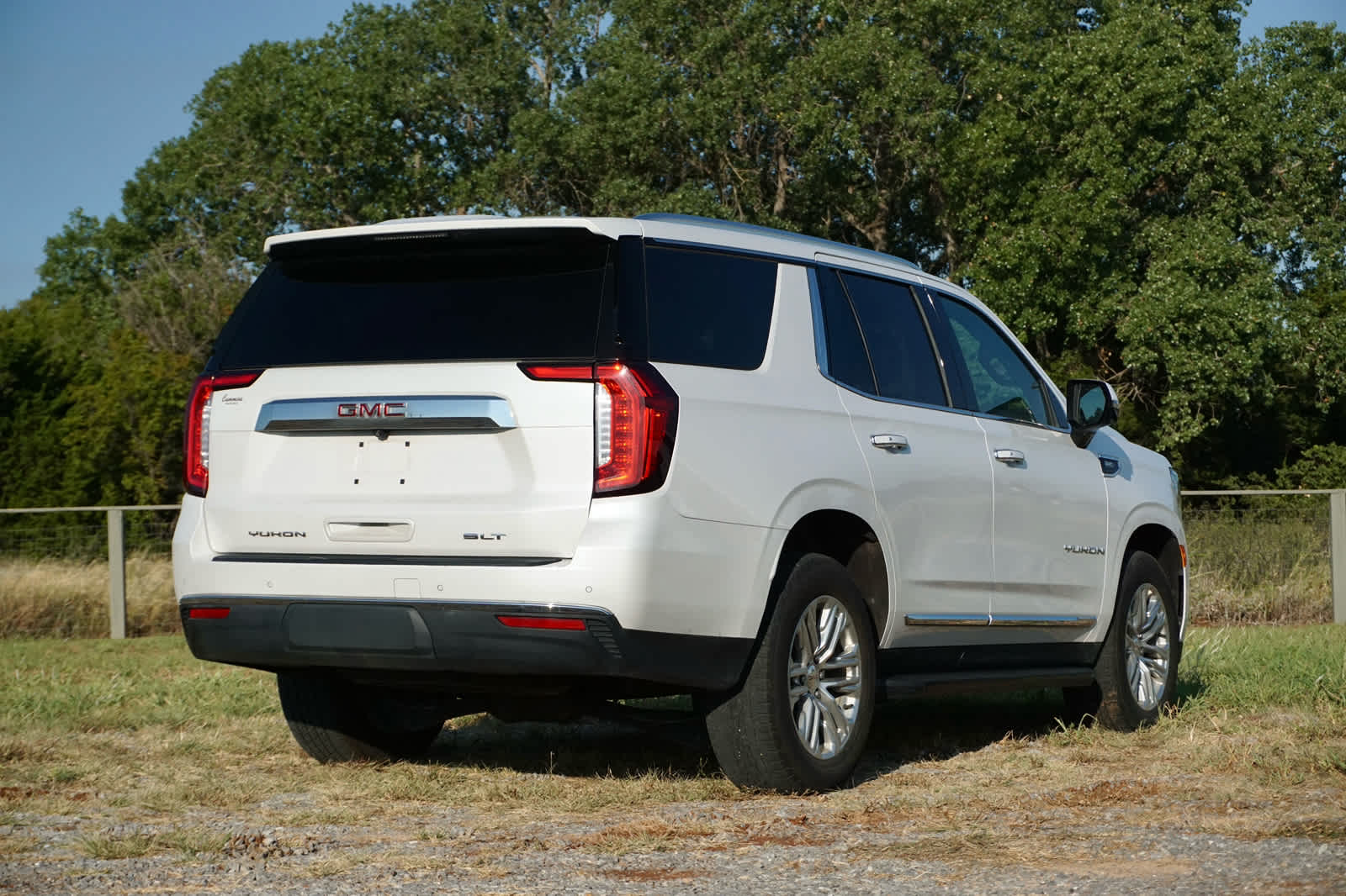 2021 GMC Yukon SLT