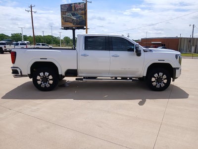 2024 GMC Sierra 2500HD Denali