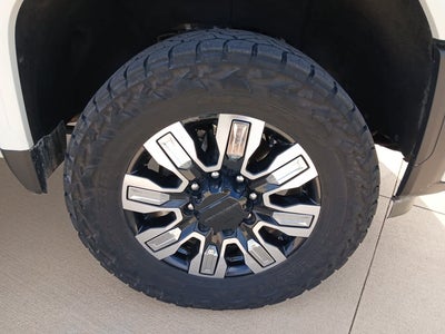 2024 GMC Sierra 2500HD Denali