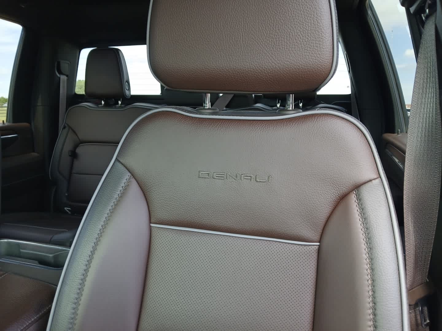 2024 GMC Sierra 2500HD Denali